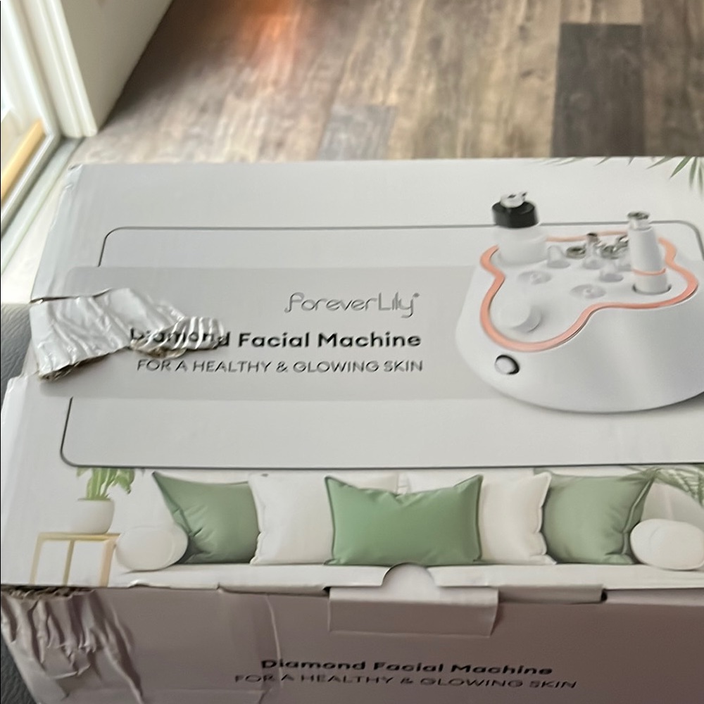 ForeverLily Diamond Facial Machine